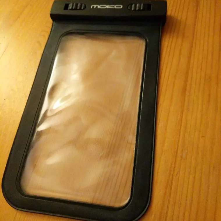 Waterproof Phone Protector photo 1