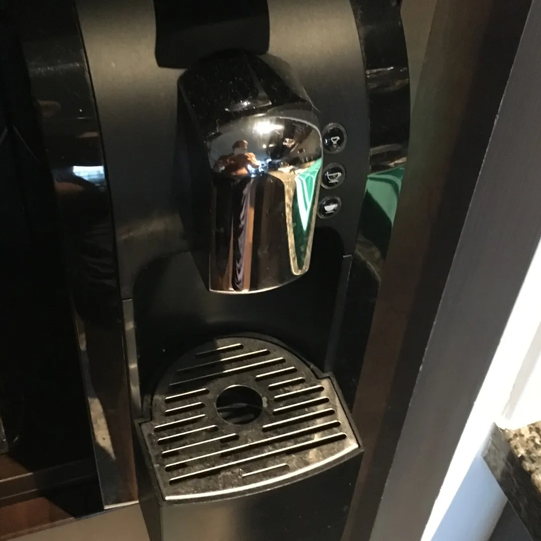 Starbucks Verissimio single cup/pod Coffee Maker photo 1