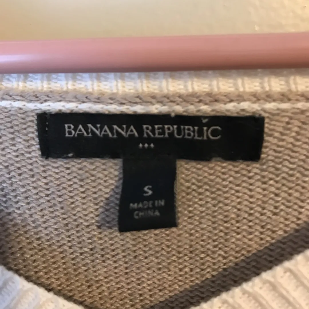 Banana Republic Knit Sweater photo 4