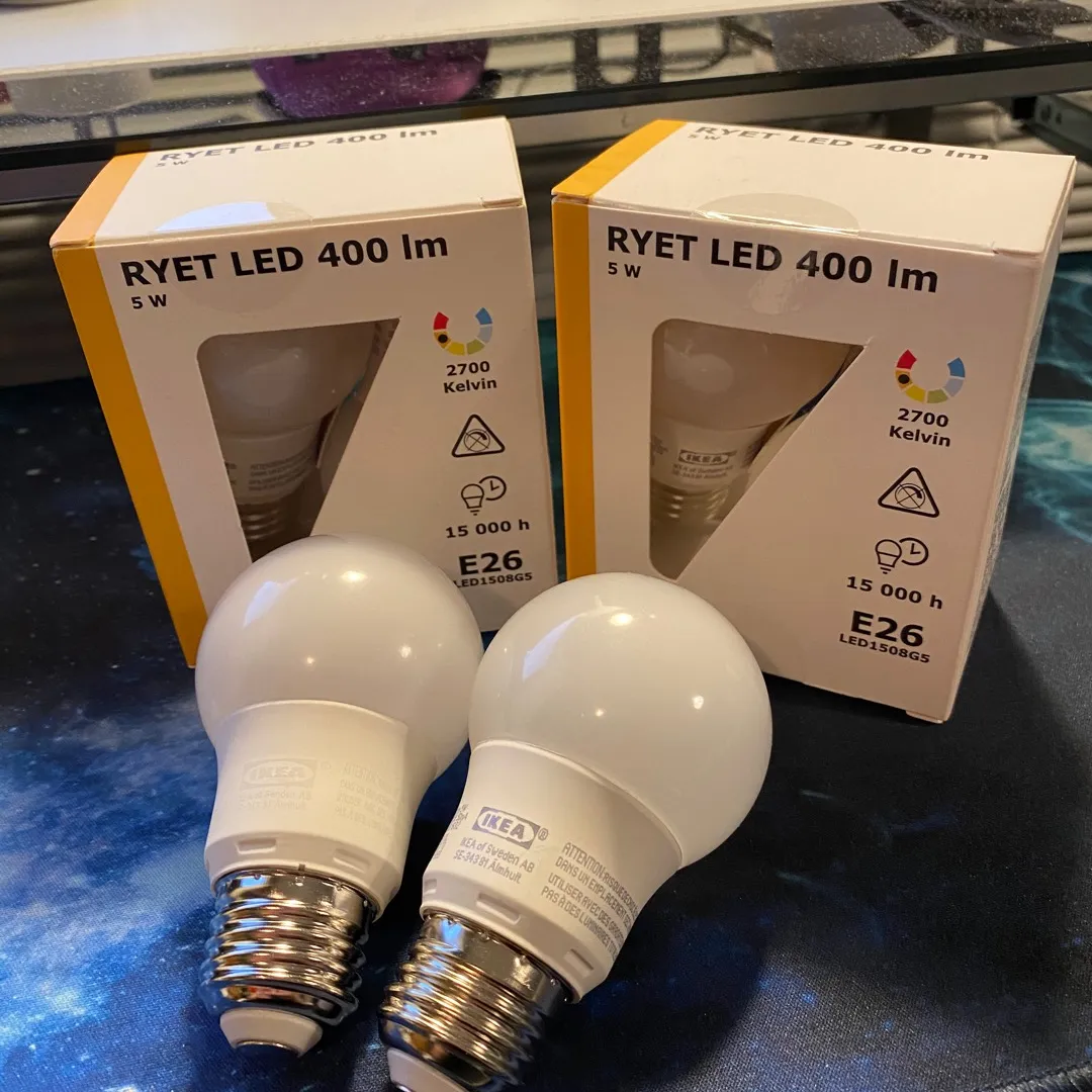 2x BNIB RYET LED Bulbs photo 1