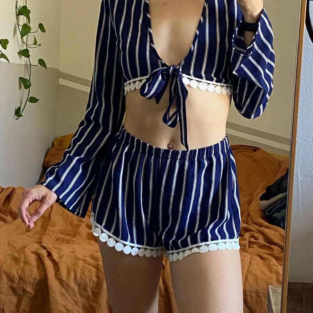 BN Striped & Laced Two Piece photo 1