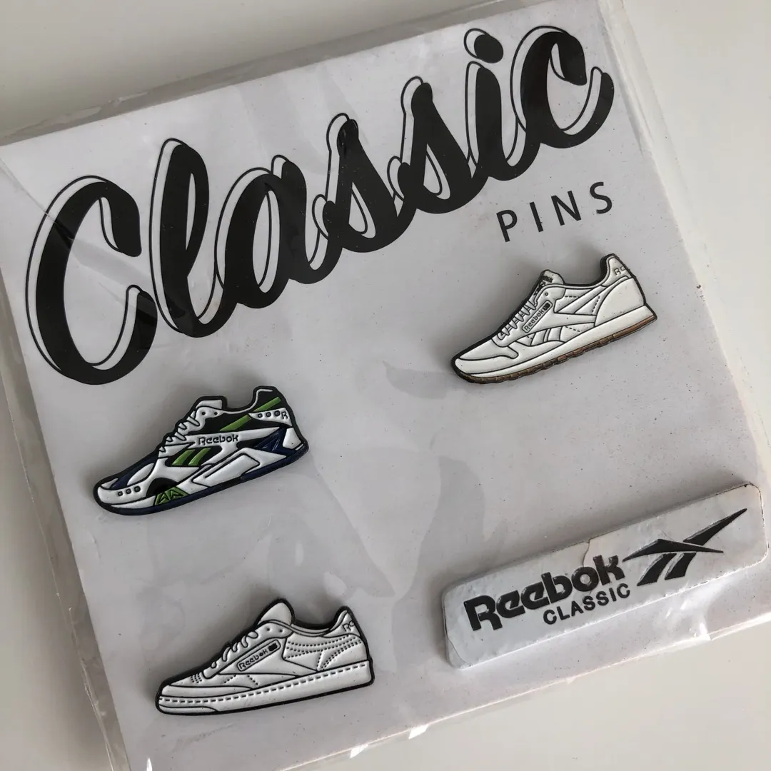 Reebok Classic Pins photo 1