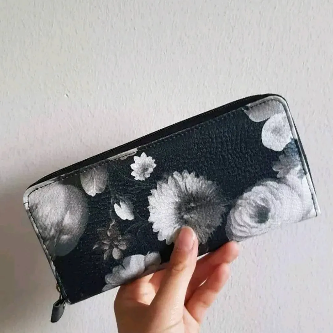 Black Floral Clutch Wallet photo 1