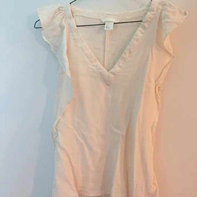 Lovely Cream Top From H And M photo 1