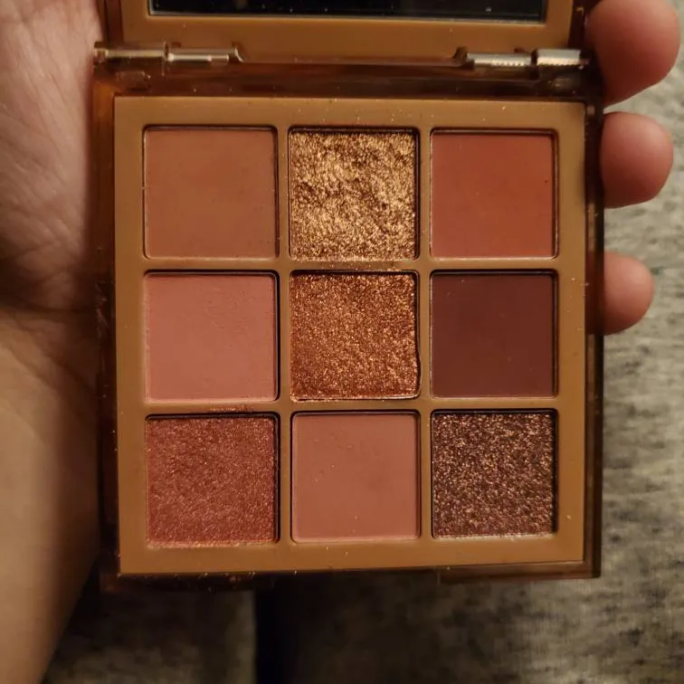 Huda Beauty Nude Obsessions Palette photo 3
