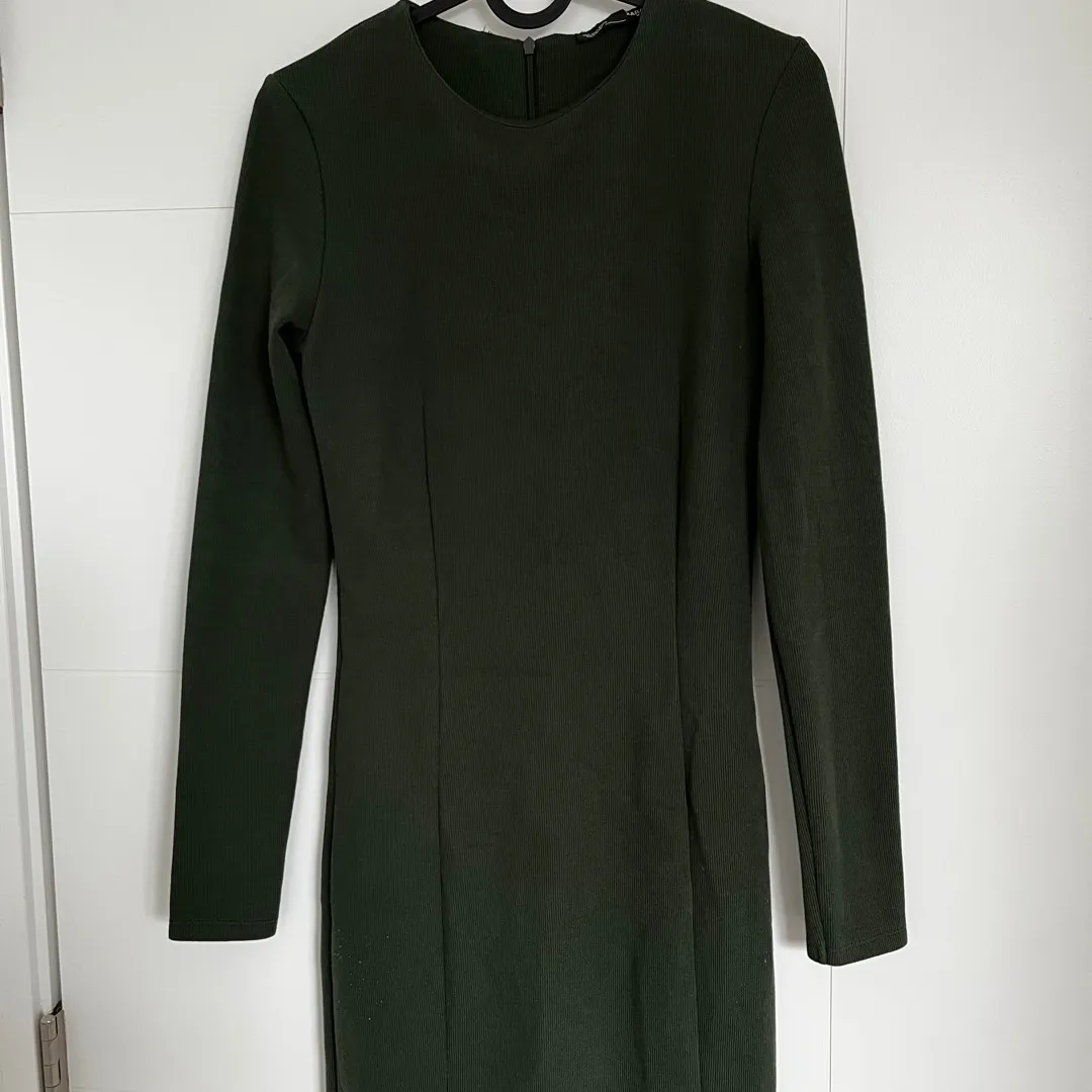 Dark Green Long Sleeve Dress photo 1