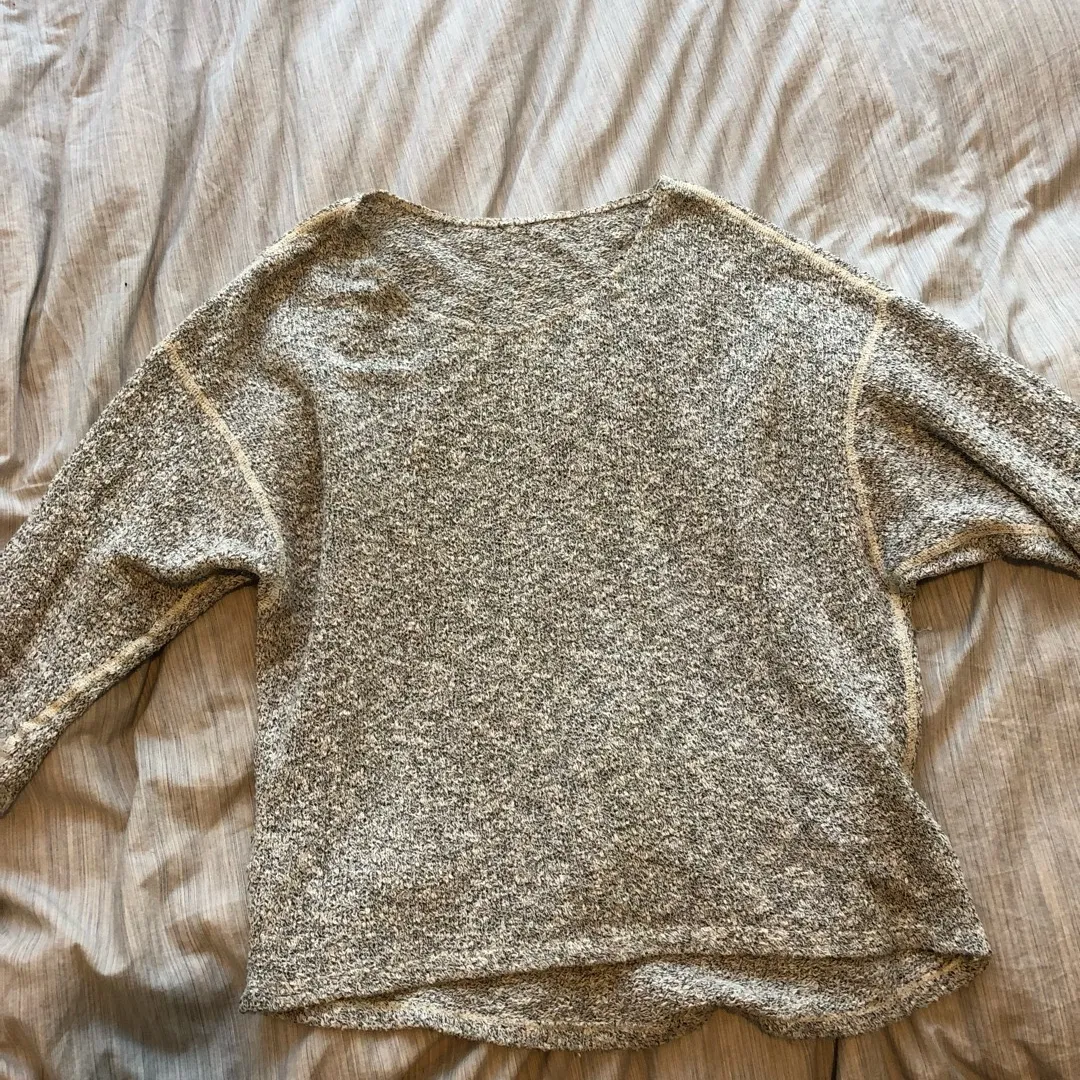 American Apparel Sweater photo 1