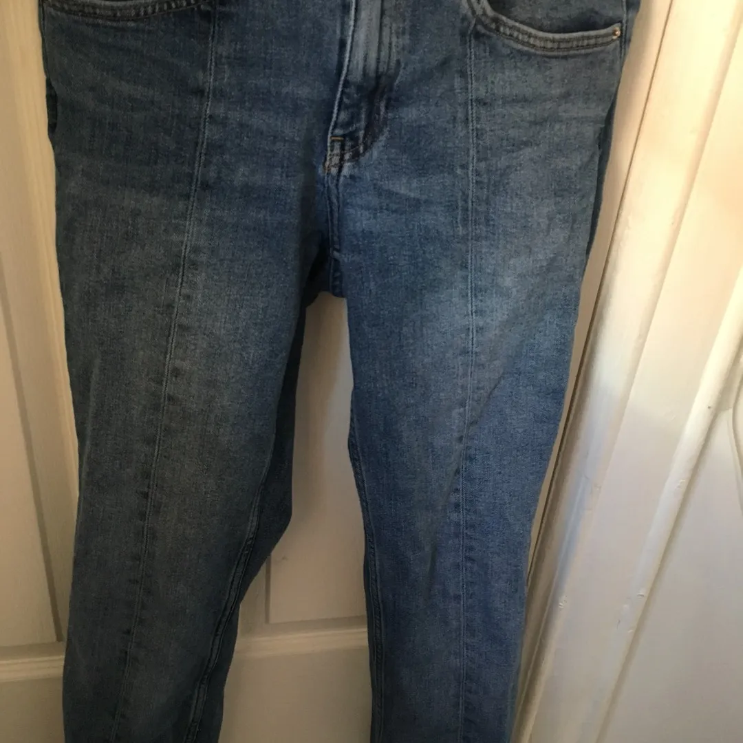 real cute jeans - size 6 - straight cut photo 1