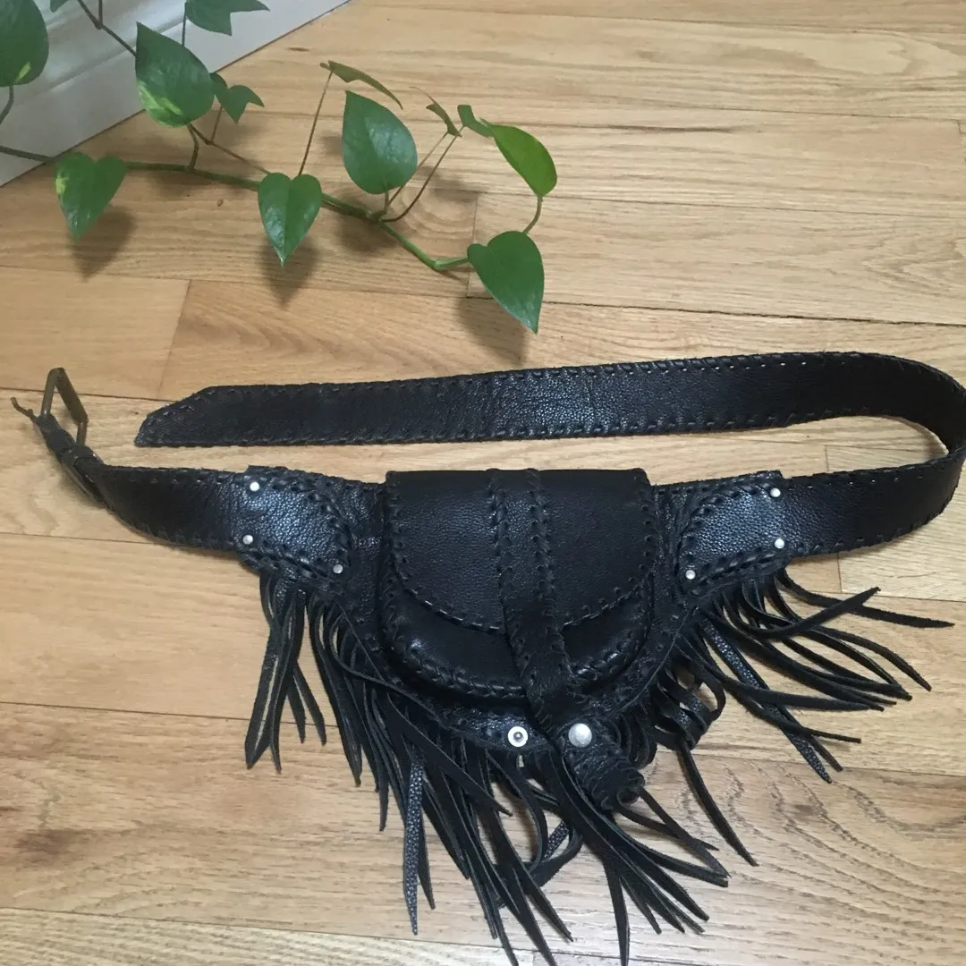 Adjustable Belt Bag In Black (genuine)Leather photo 1