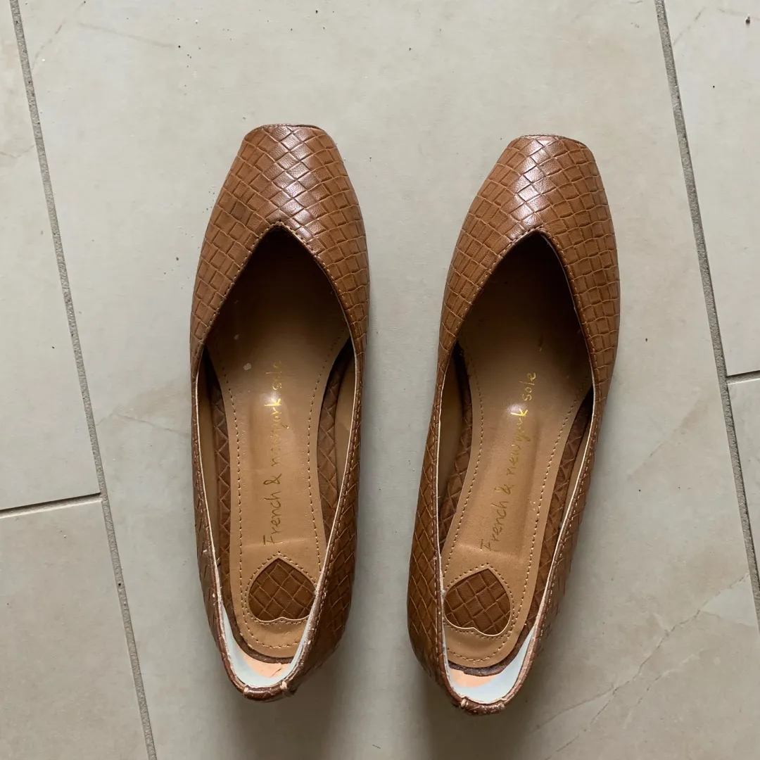 Brown flats Size 7.5 photo 1