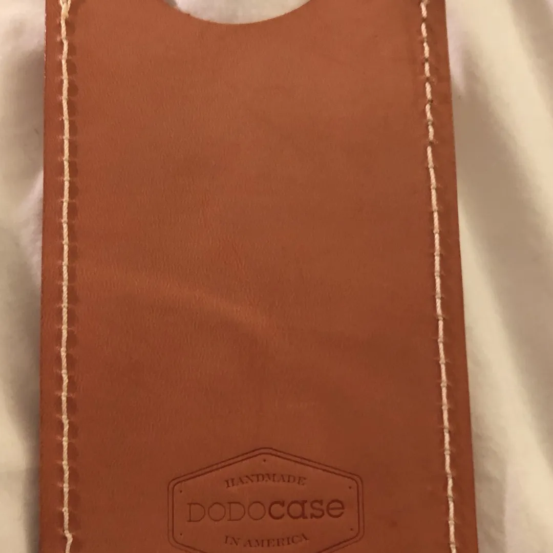 Handmade Leather iPhone 6/7 Case photo 1