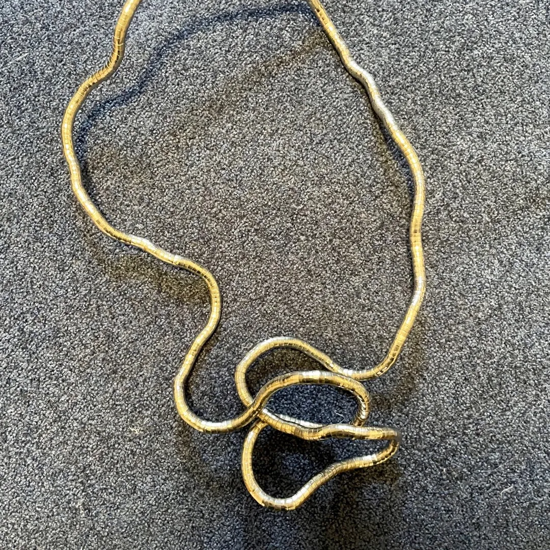 Twistable Necklace photo 1
