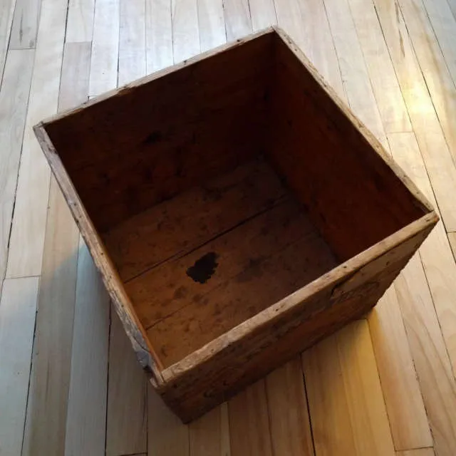 Wooden Crate photo 1