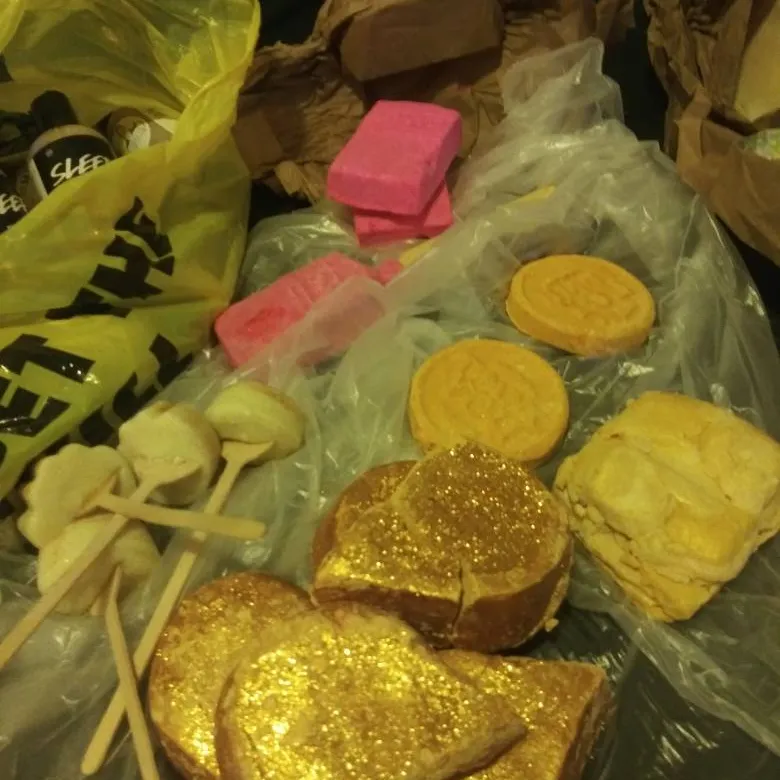 Tons Of Lush Products! photo 10