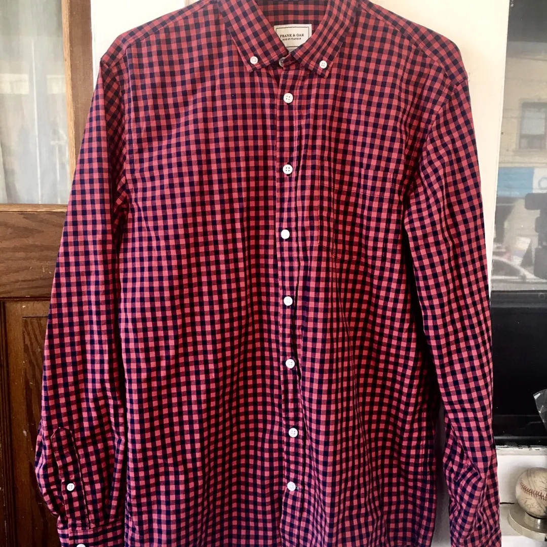 Men’s Button Up Shirts (size Medium) photo 1