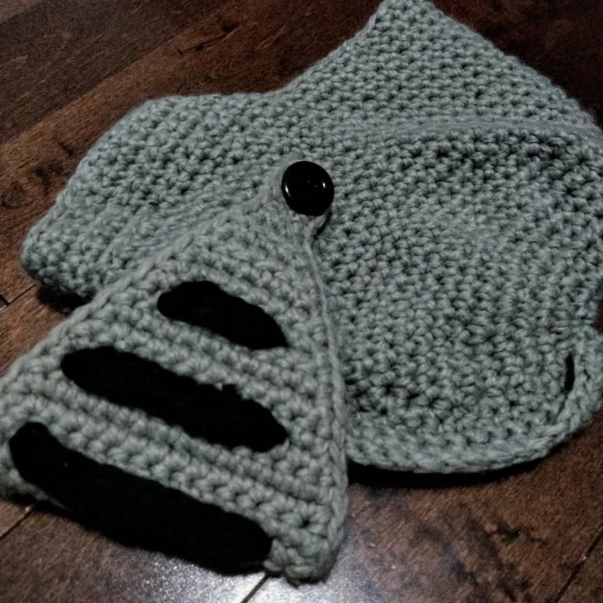 Knitted Knight Hat photo 1