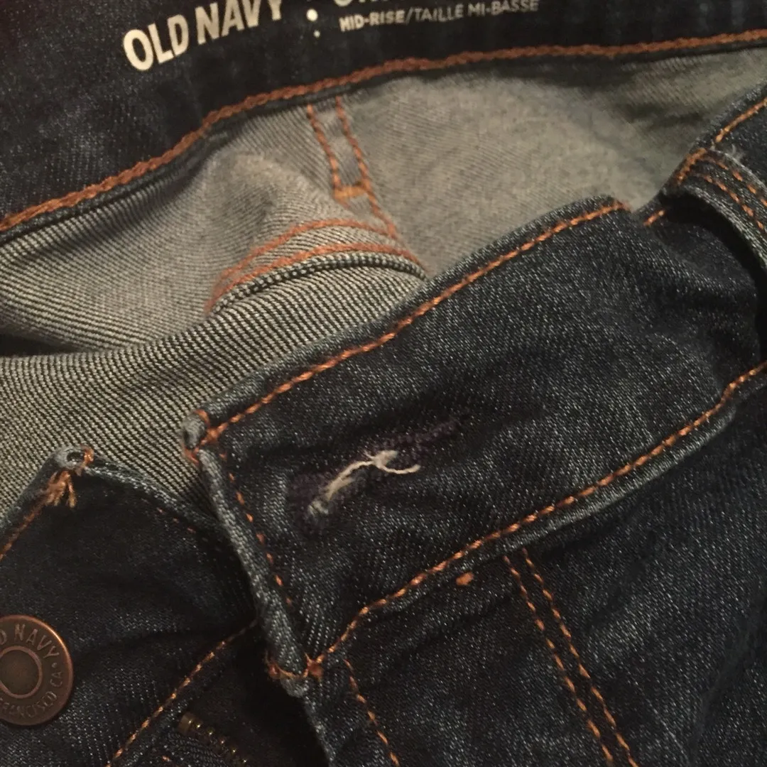 Old navy Mid Size Jeans photo 3