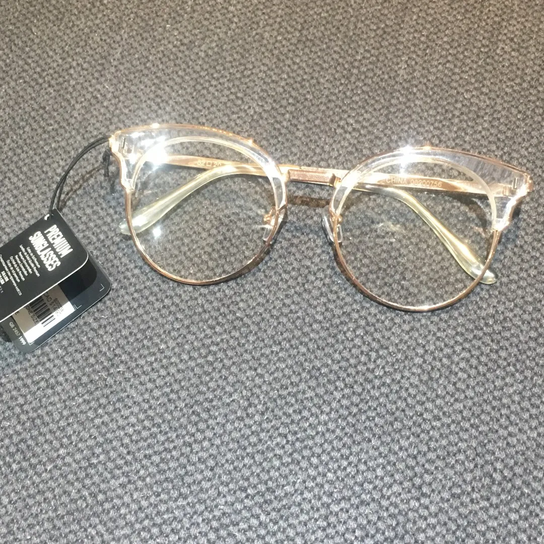 Clear Gold Detail Fake Glasses Forever 21- NWOT photo 1