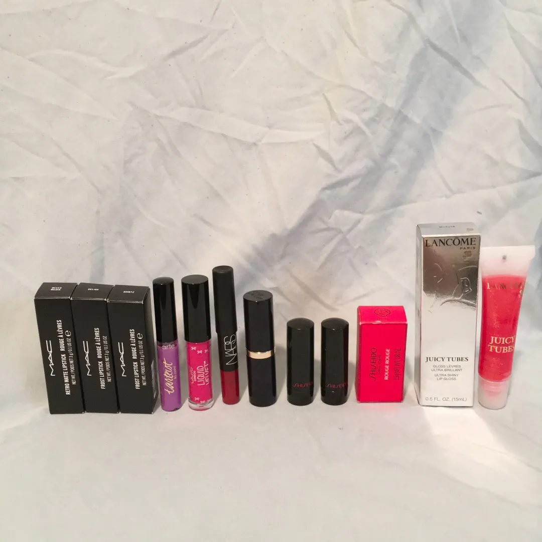 MAC Lipsticks + Mini Luxury Lipsticks photo 1