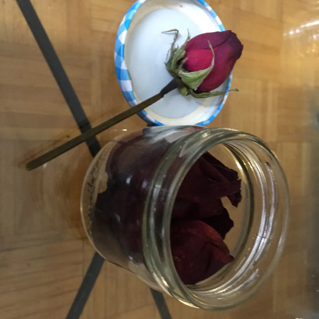 Small Jar Dried Rose Petals photo 1