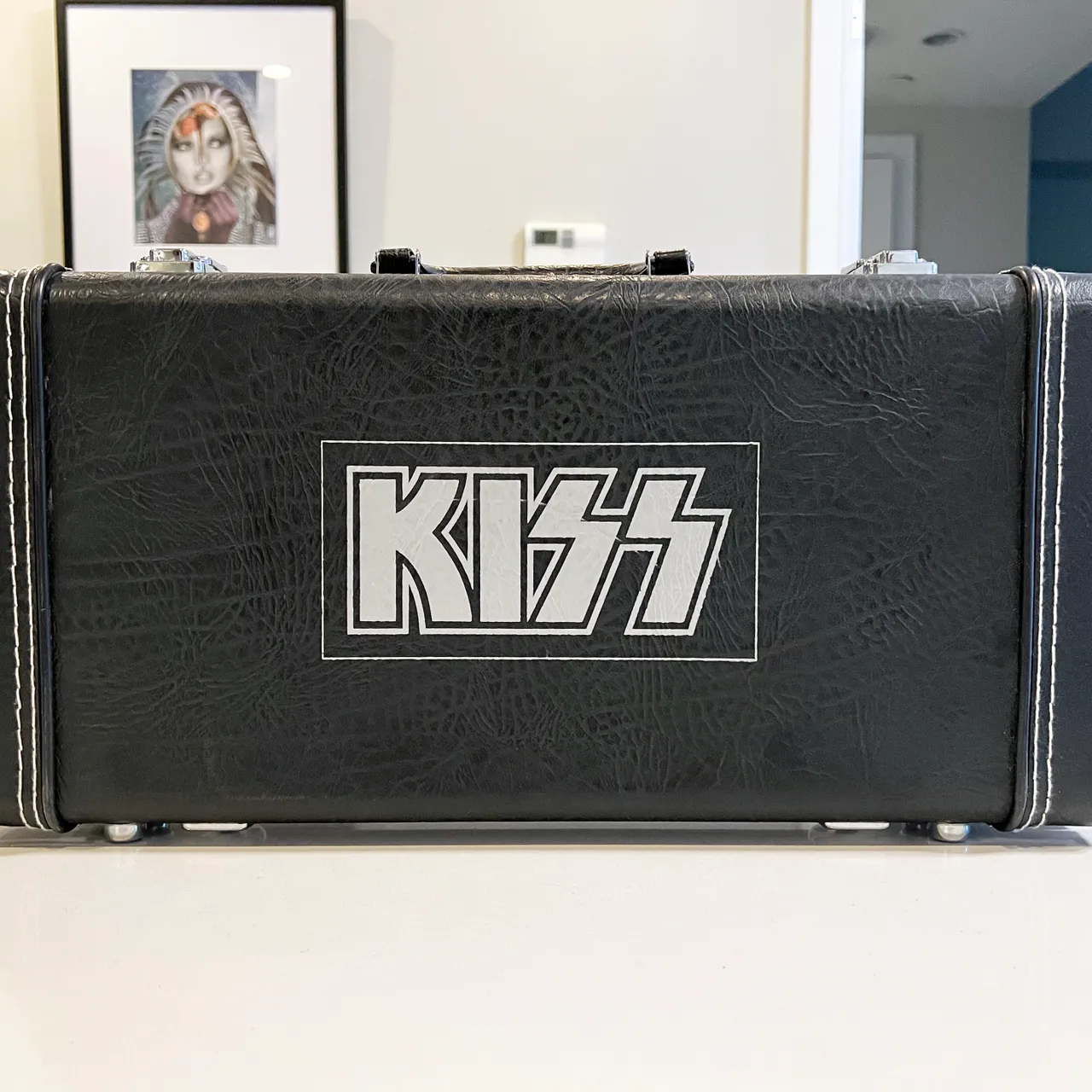 KISS The Box Set Definitive Collection Guitar Case CDs photo 1