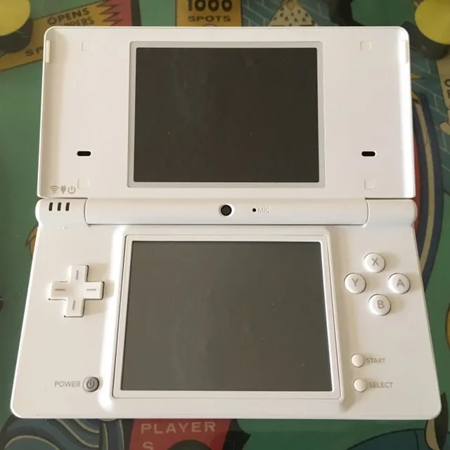 Nintendo Gameboy DSi photo 3