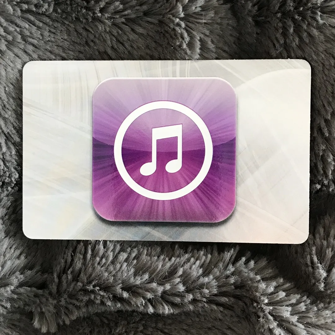 $100 iTunes Gift Card photo 1