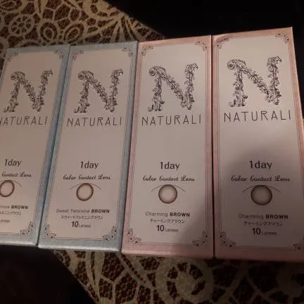 Bnib naturali color contact lenses single use not expired photo 1