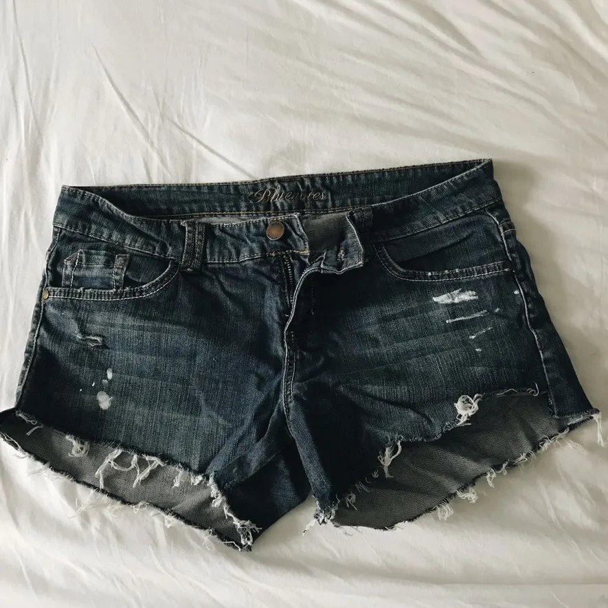 Distressed Jean Shorts 👖 photo 1