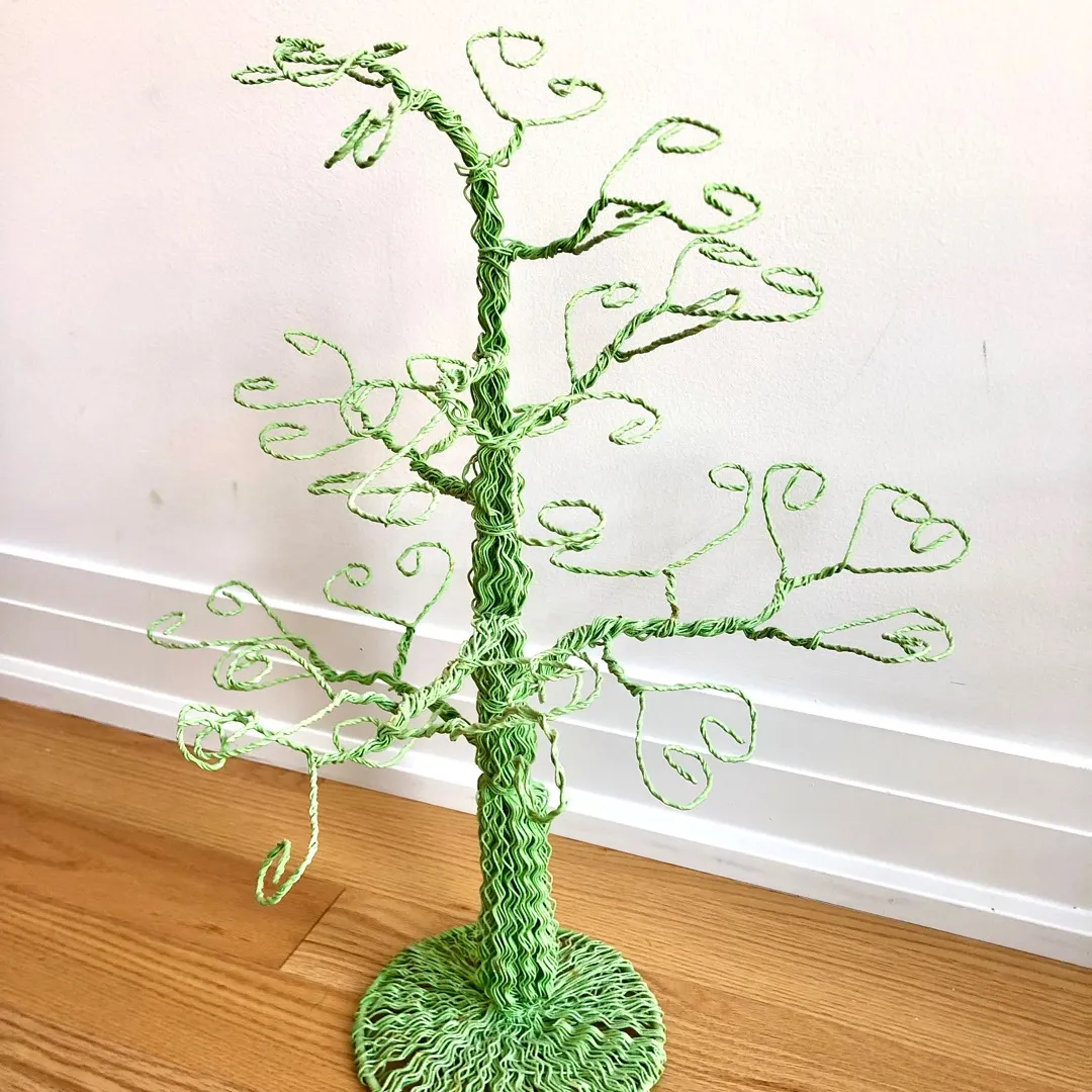 Wire Bendable Ornament Tree photo 3