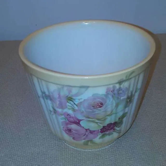 Vintage Plant Pot Made In England photo 1