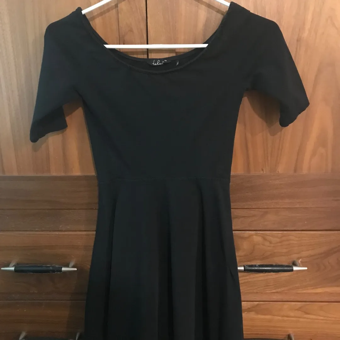 XS Aritzia Black Dress photo 1
