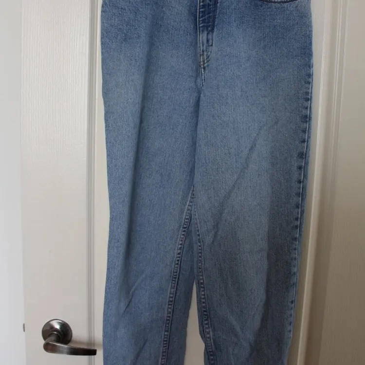 Jeans and pants photo 3