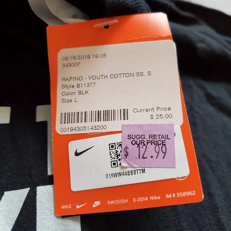 Megan Rapinoe Nike Shirt photo 4