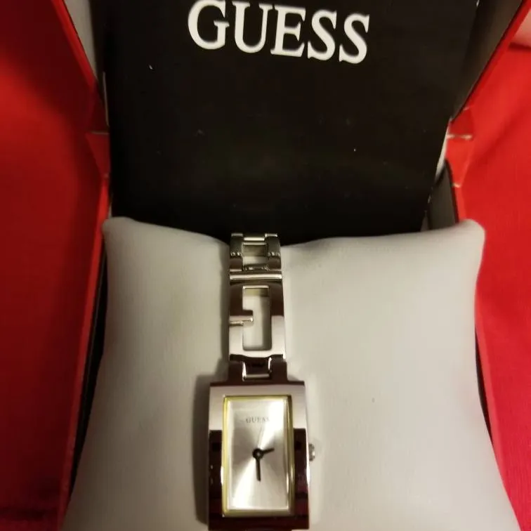 Ladies New Guess Watch photo 1