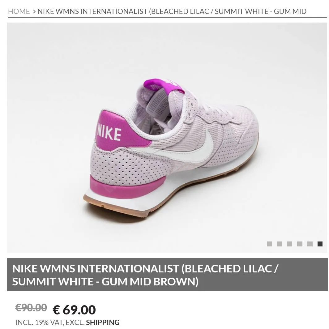 Nike Internationalists Size 9 photo 5