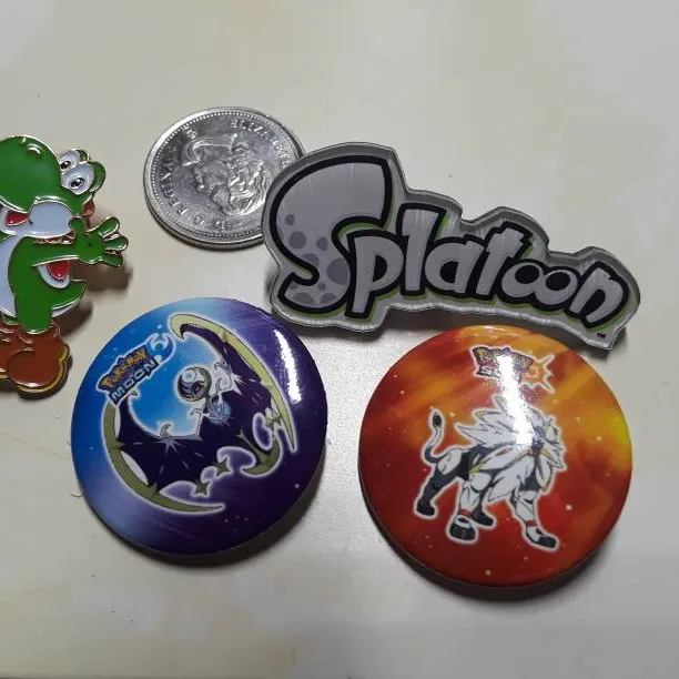 Nintendo Pins and Buttons photo 1