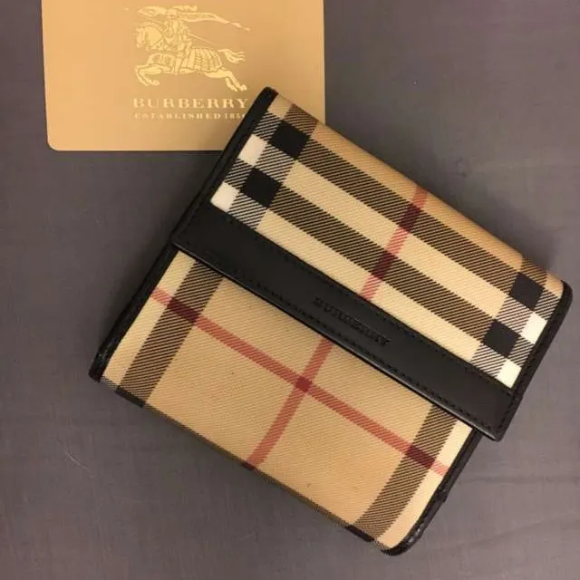 Burberry Wallet photo 1