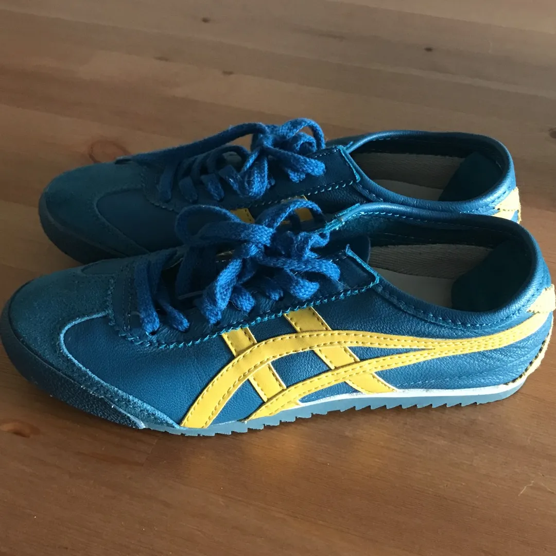 Asics Onitzuka Tiger Blue And Yellow Sneakers Size 6 photo 1