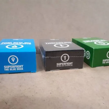Superfight + 3 Expansion packs! photo 7