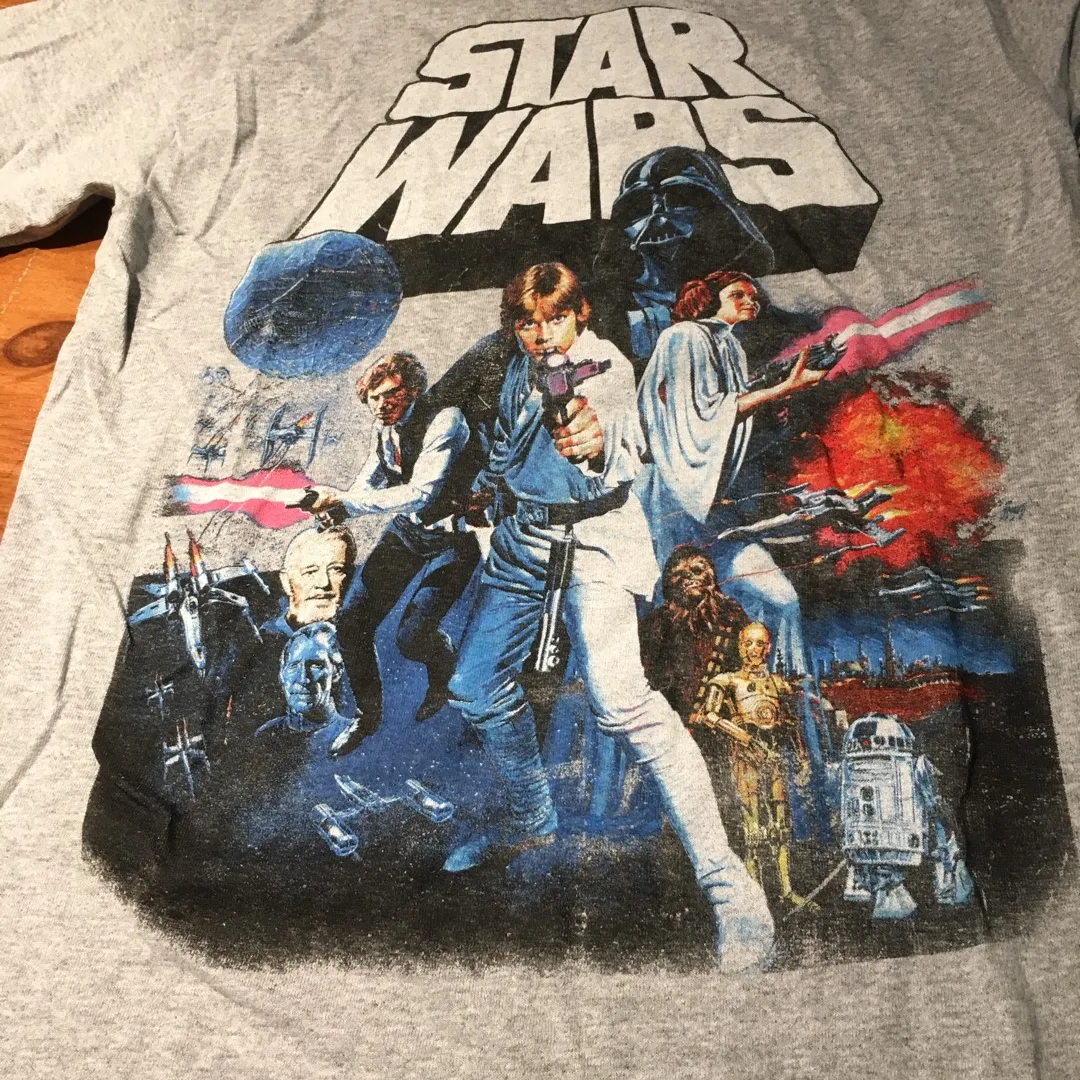 Star Wars T Shirt Size Small photo 1
