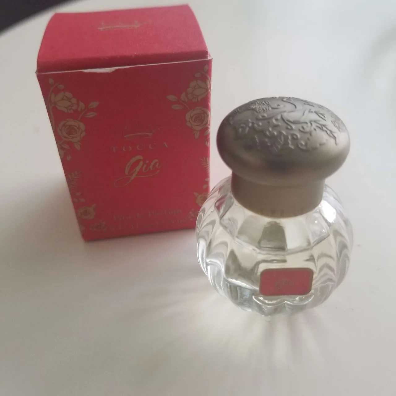 Perfume Mini (Free w Other Trade) photo 3