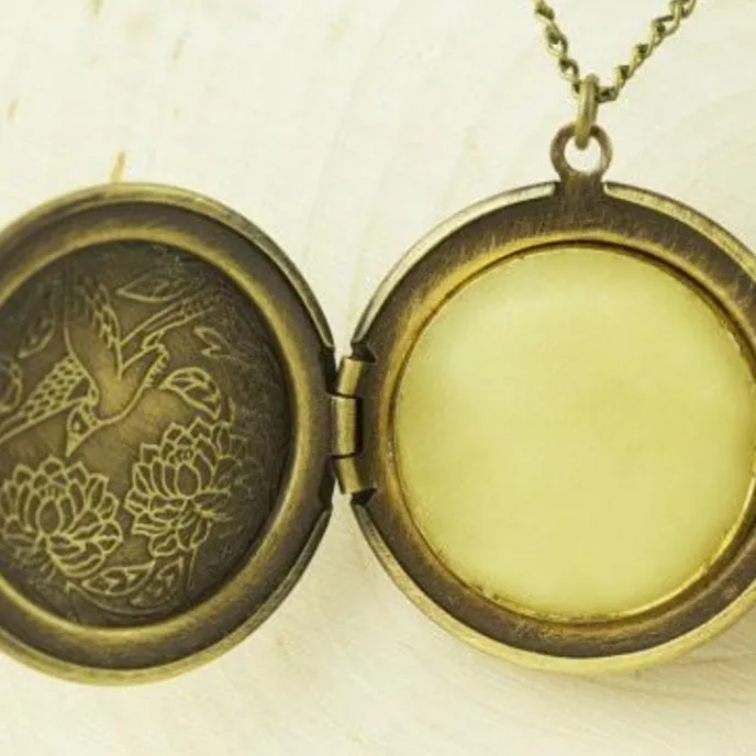 Limerence Solid Perfume Locket photo 3