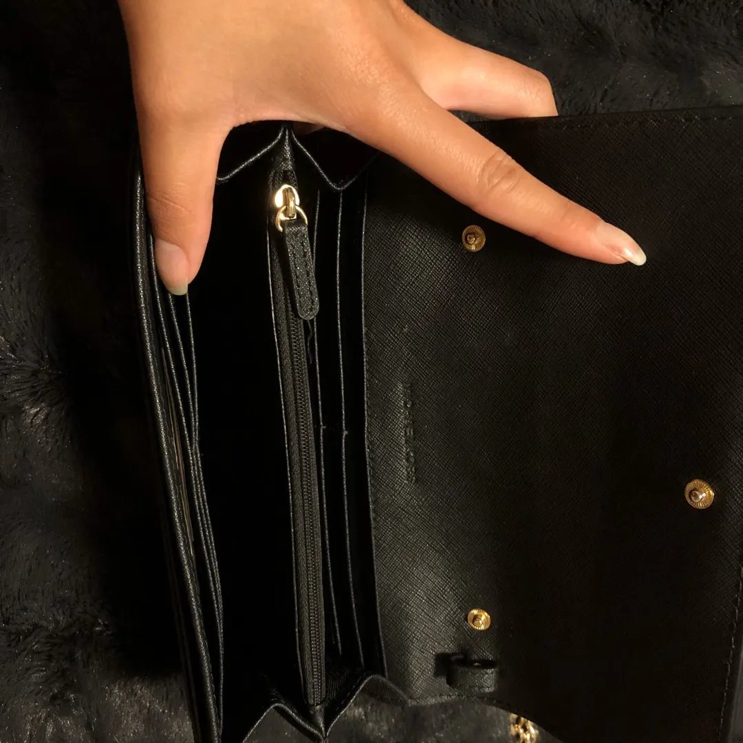 Michael Kors Wallet/purse photo 5