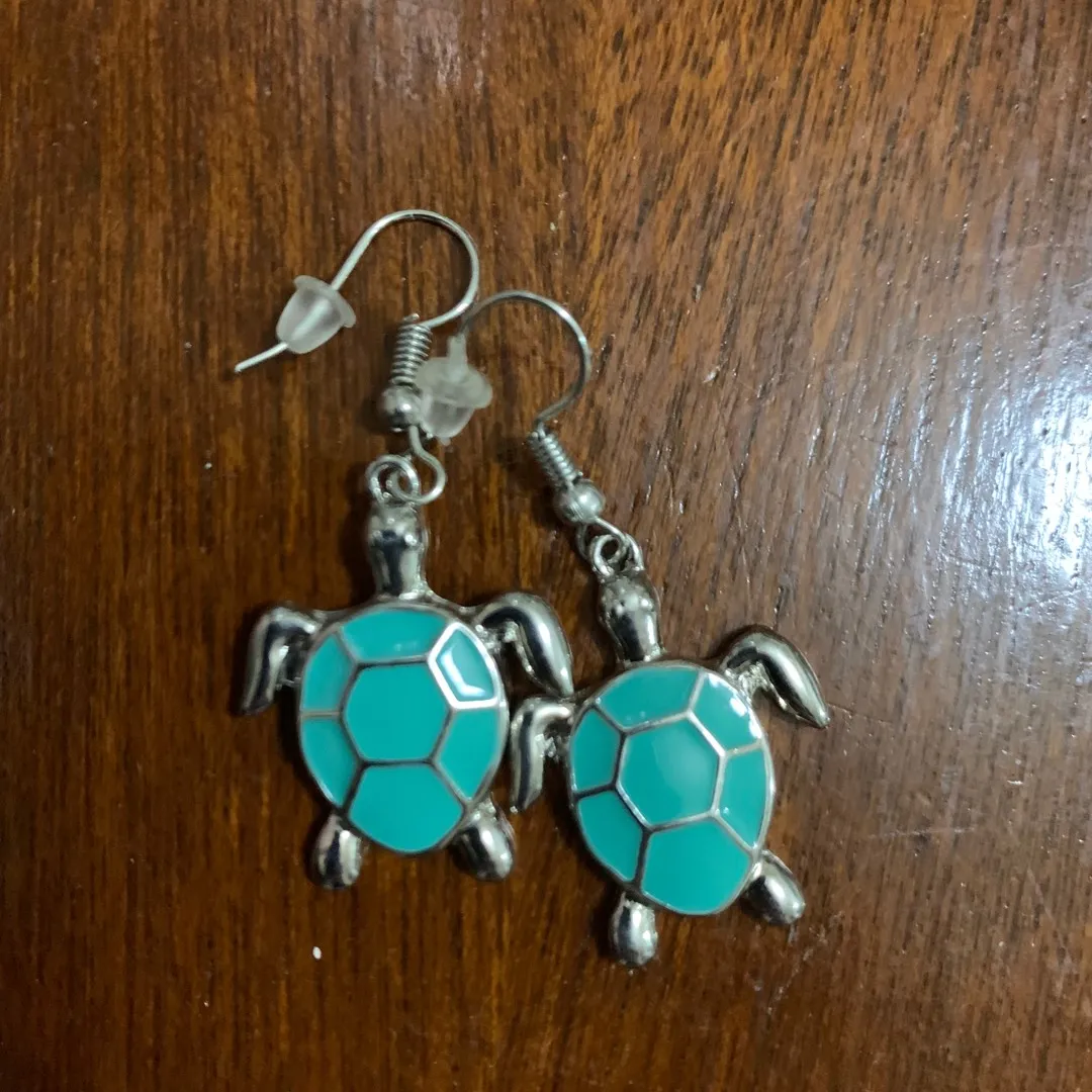 Turtle Earrings photo 1