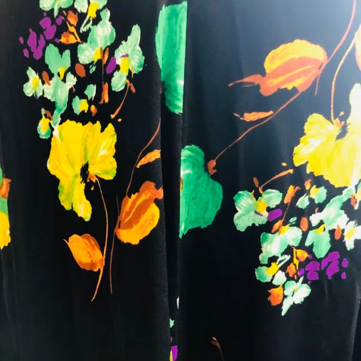 1970s meets great Gatsby black vibrant floral print poly maxi... photo 3