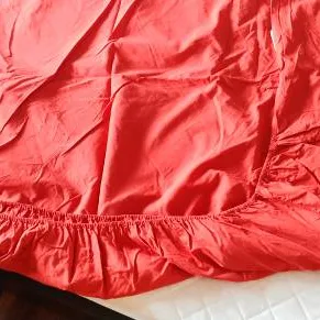 Double Bed Red Fitted Sheet photo 1