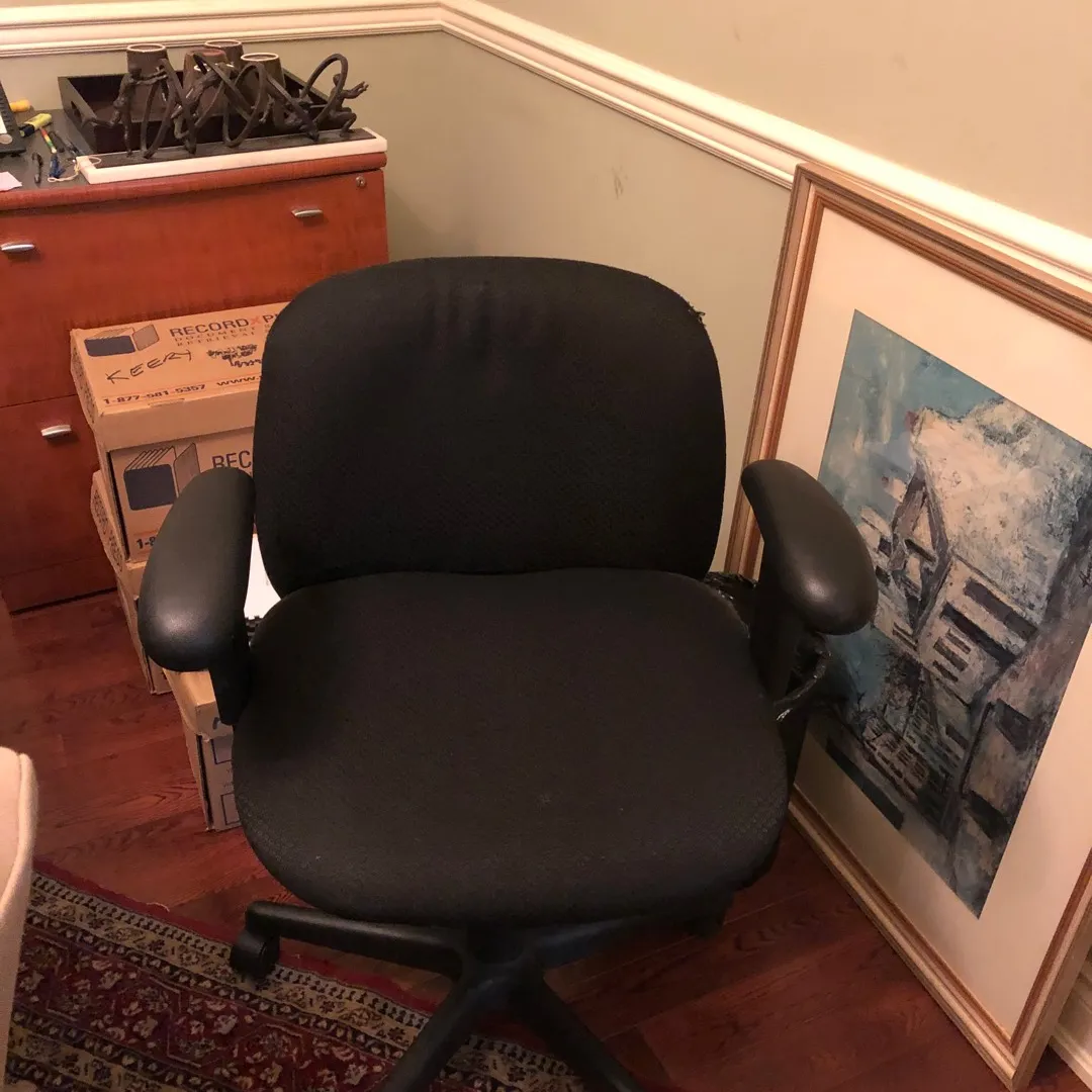 Free Office Chair photo 1