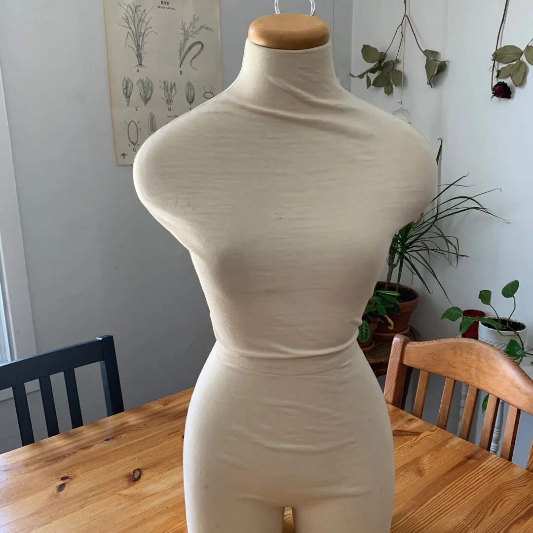 Fabric Mannequin With Hook photo 1