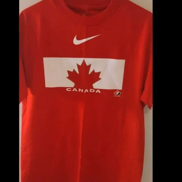 Nike Hockey Shirt Canada - Medium photo 1